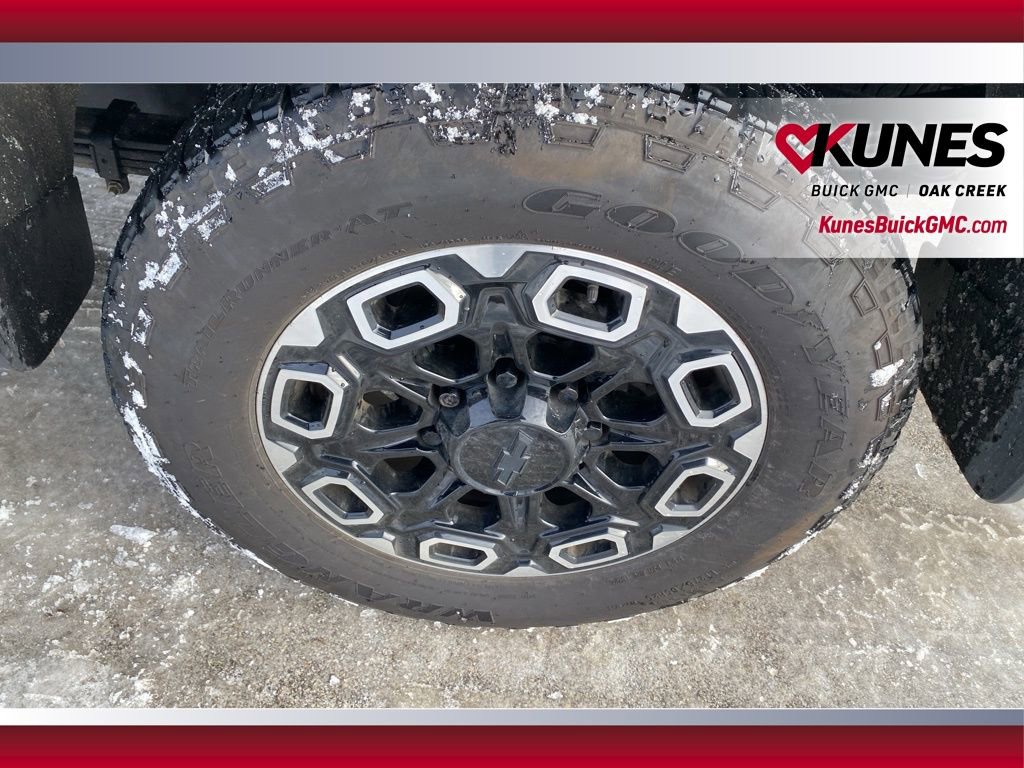 Used 2024 Chevrolet Silverado 2500 LTZ w/ LTZ Plus Package image 25