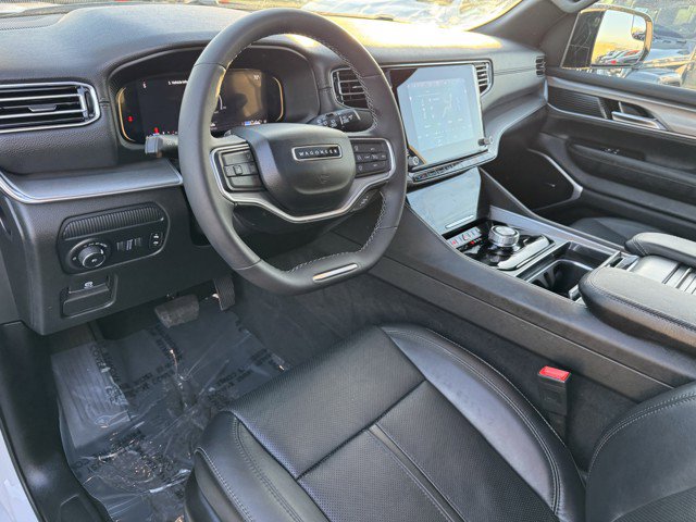 Certified 2024 Jeep Wagoneer Series II image 11