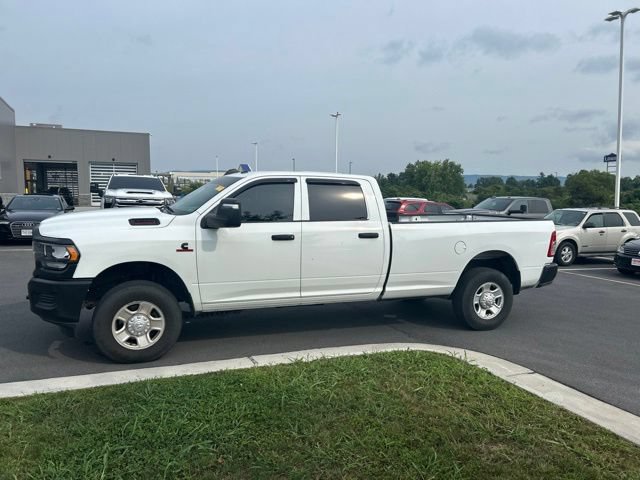 Used 2024 RAM 3500 Tradesman AWD/4WD image 2