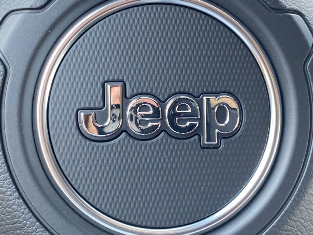 New 2026 Jeep Gladiator Sport AWD/4WD image 27