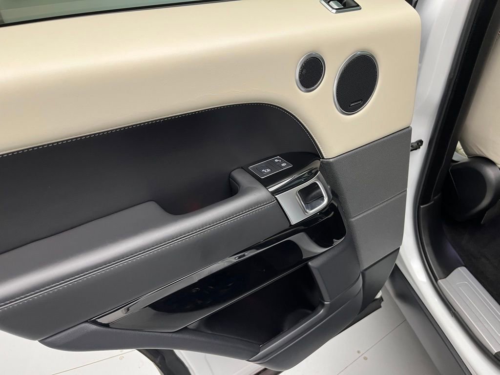 Used 2018 Land Rover Range Rover Sport Autobiography image 32