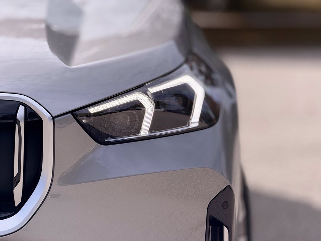 New 2027 BMW X1 xDrive28i w/ Technology Package AWD/4WD image 11