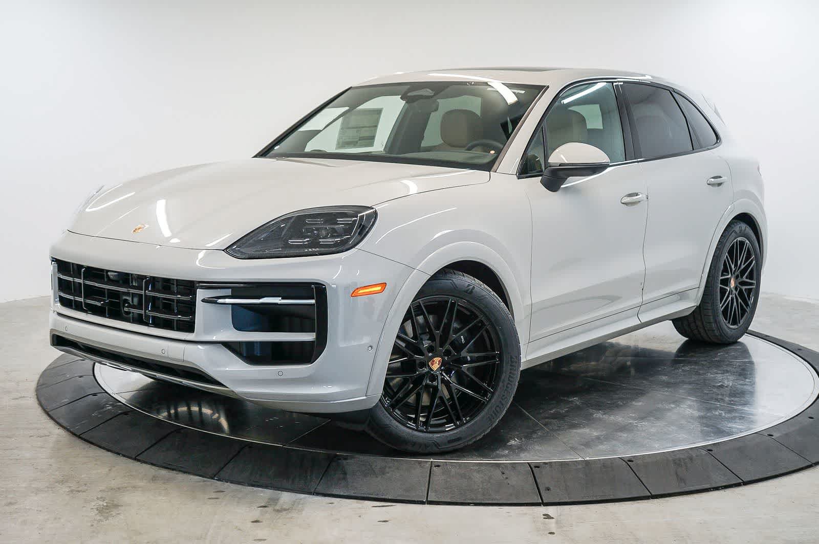 New 2026 Porsche Cayenne AWD/4WD image 1