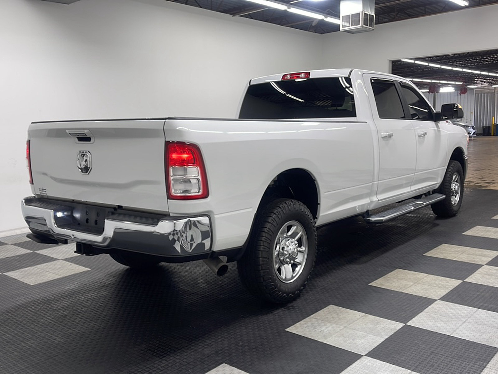 Used 2019 RAM 3500 Big Horn AWD/4WD image 16