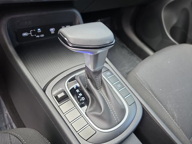 Used 2024 Hyundai Kona SEL FWD image 25