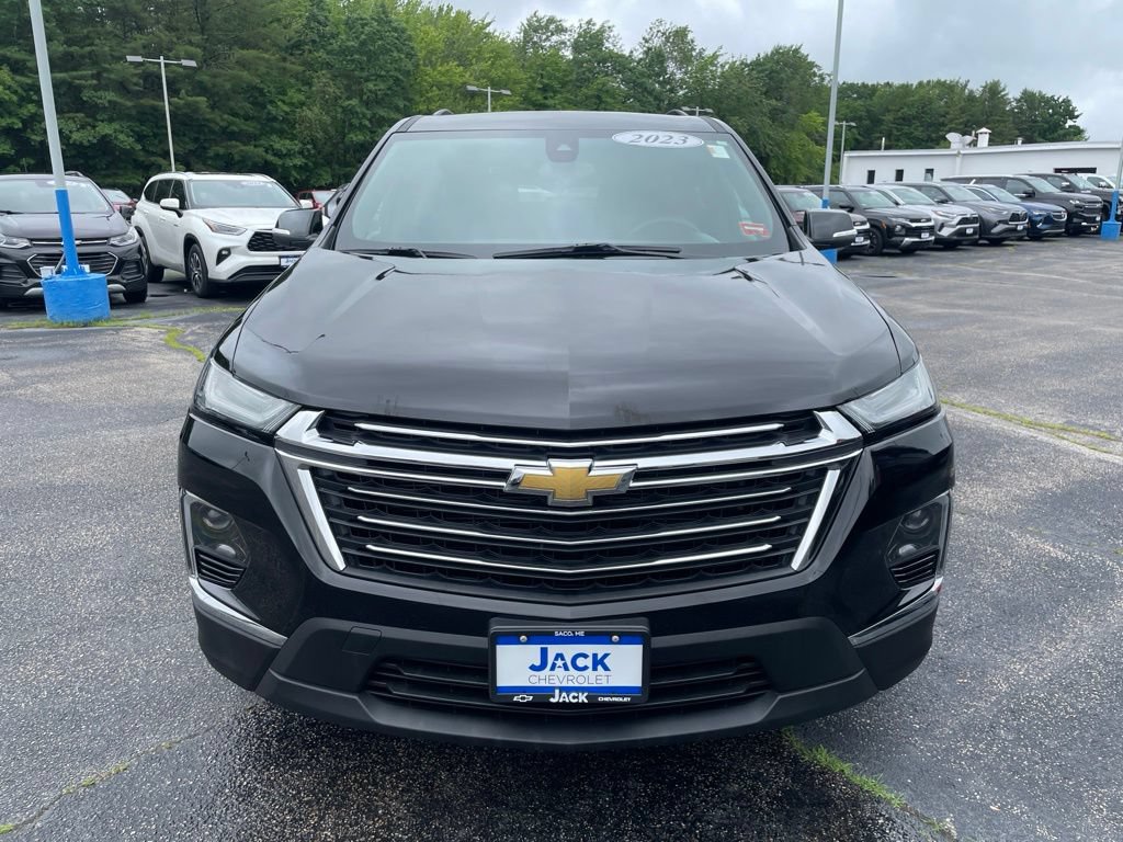 Used 2023 Chevrolet Traverse LT w/ LPO, Floor Liner Package AWD/4WD image 2