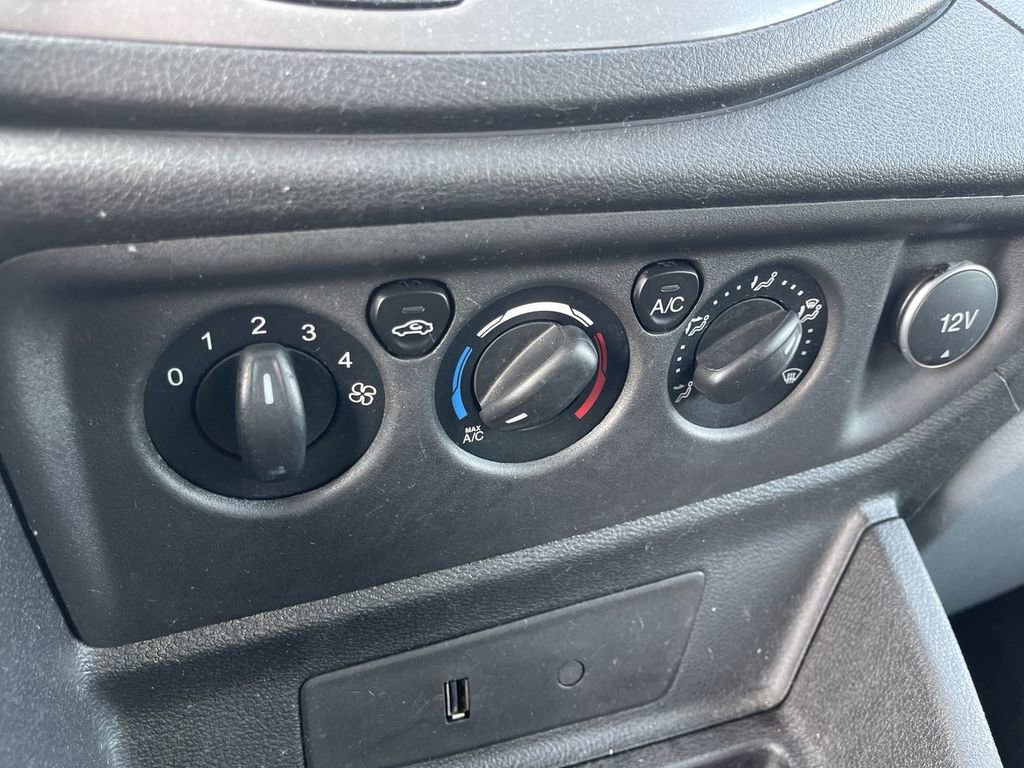 Used 2018 Ford Transit 350 XLT image 13