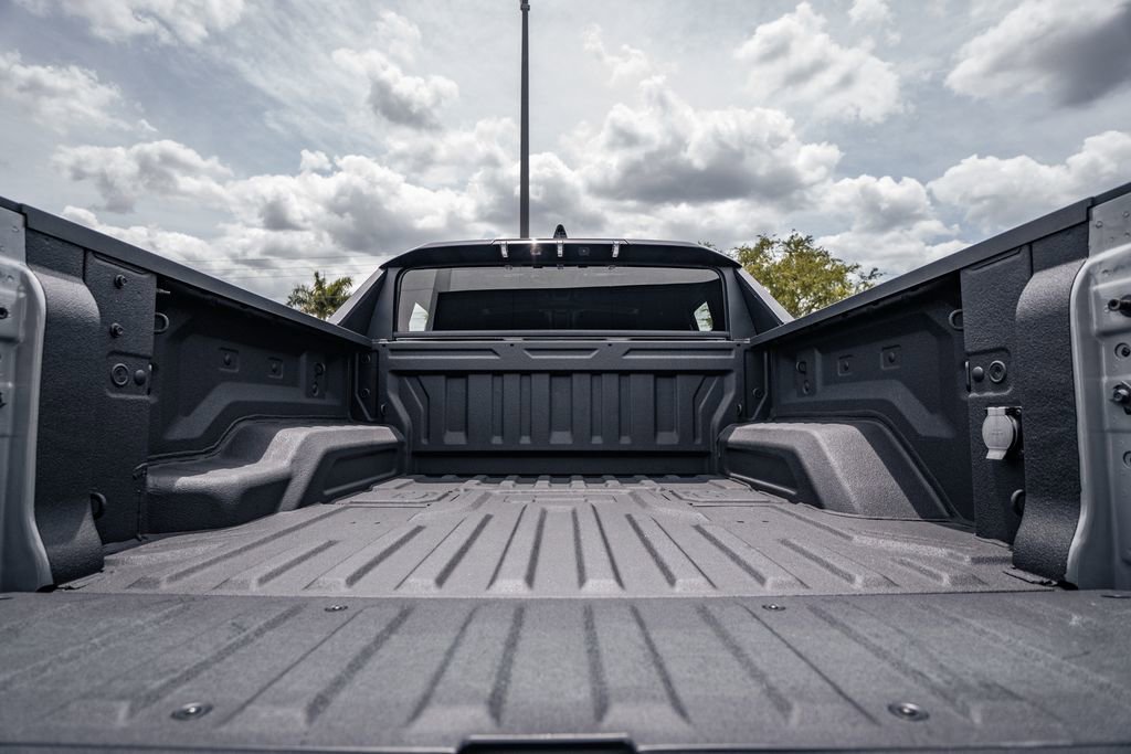 Used 2025 GMC Hummer EV 3X AWD/4WD image 46