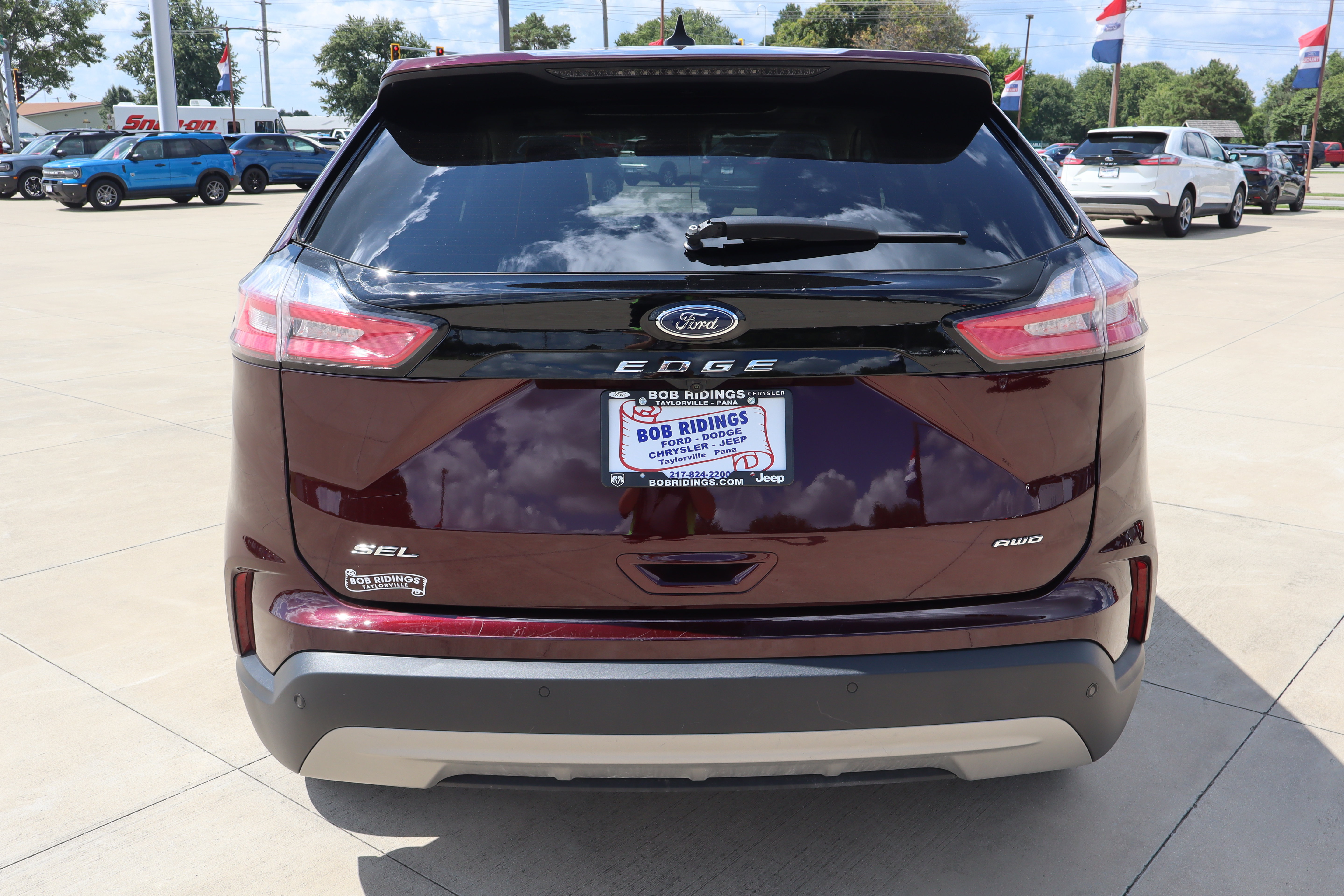 Used 2024 Ford Edge SEL w/ Convenience Package AWD/4WD image 7