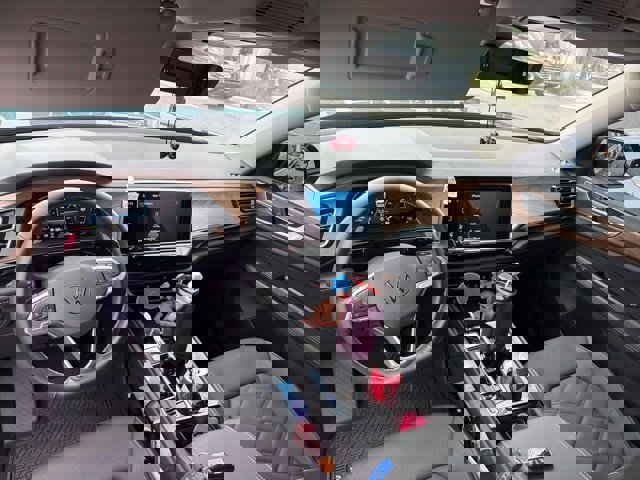 Certified 2024 Volkswagen Atlas SE image 19