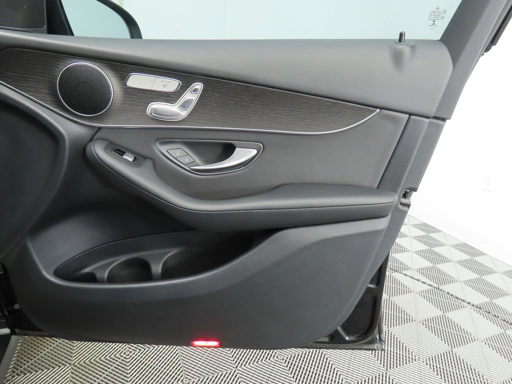 Certified 2021 Mercedes-Benz GLC 300 image 25