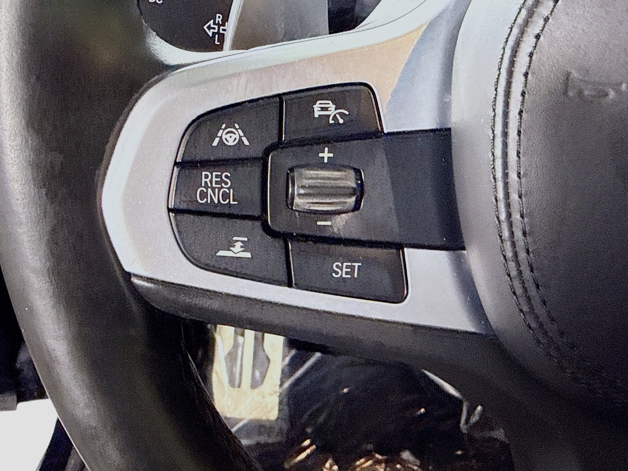 Used 2019 BMW 640i Gran Turismo xDrive w/ Premium Package AWD/4WD image 14