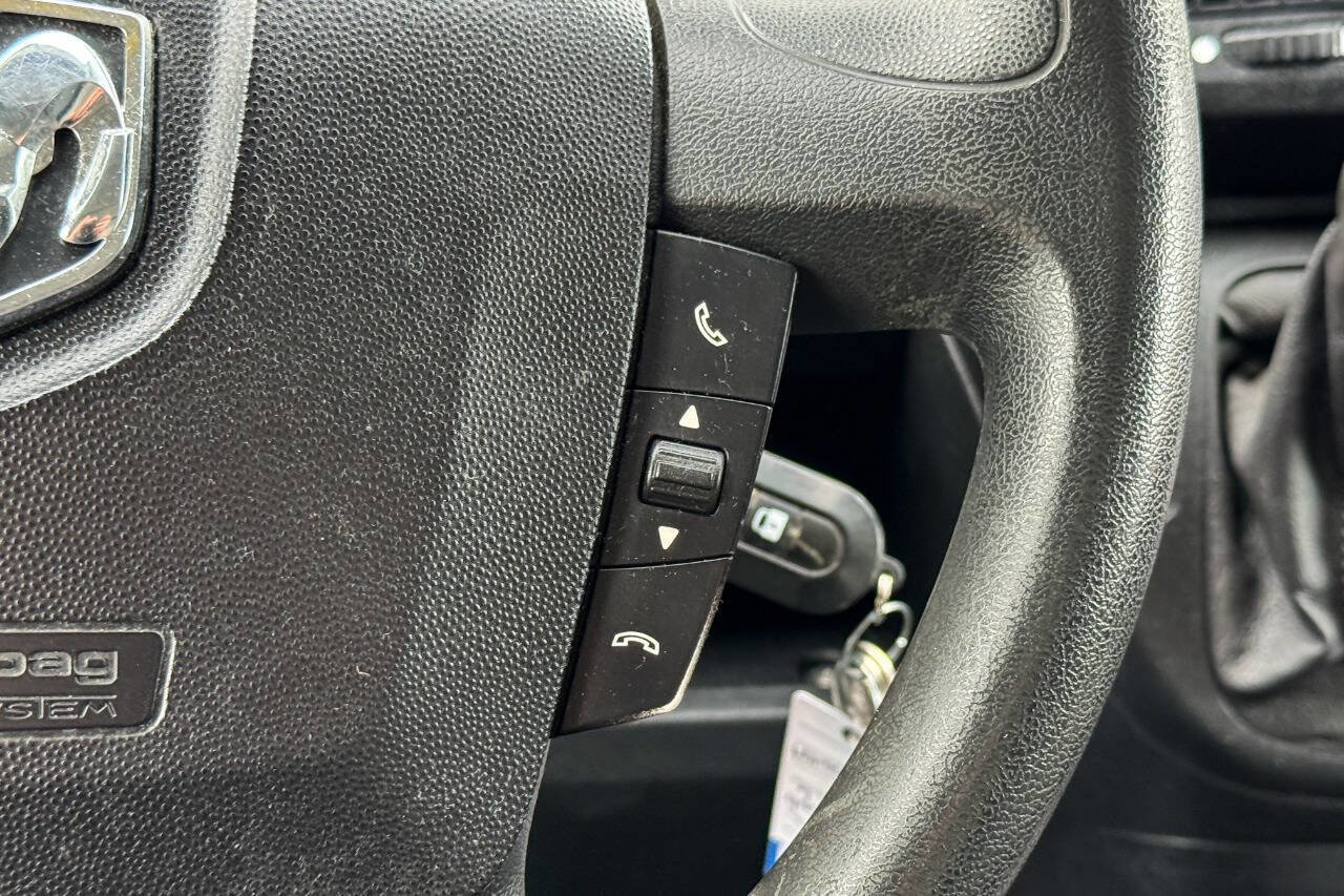 Used 2019 RAM ProMaster 3500 w/ Premium Appearance Group FWD image 30