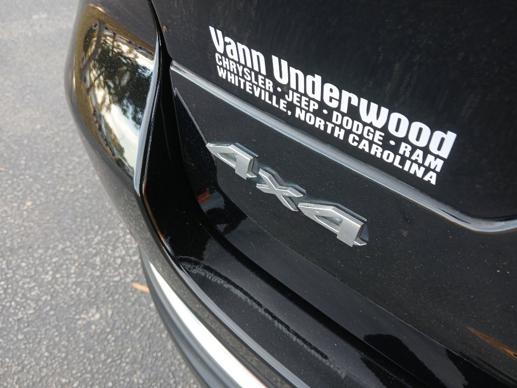 Certified 2023 Jeep Grand Cherokee Laredo X image 34