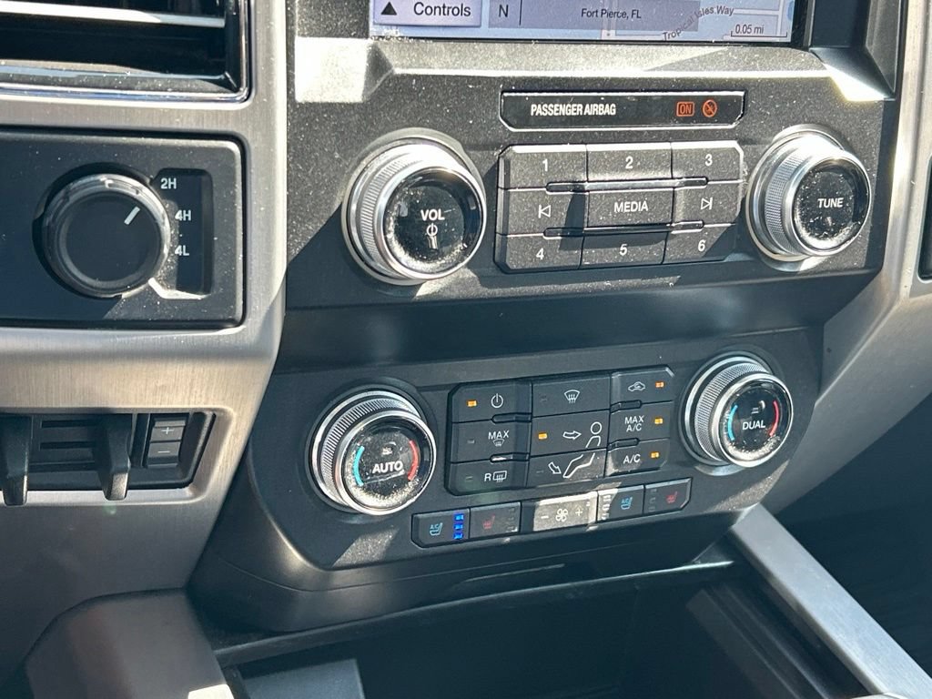 Used 2019 Ford F450 Platinum w/ Platinum Ultimate Package AWD/4WD image 34