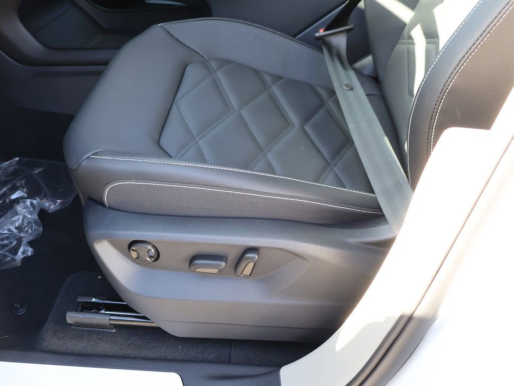 New 2026 Volkswagen Atlas SE image 38