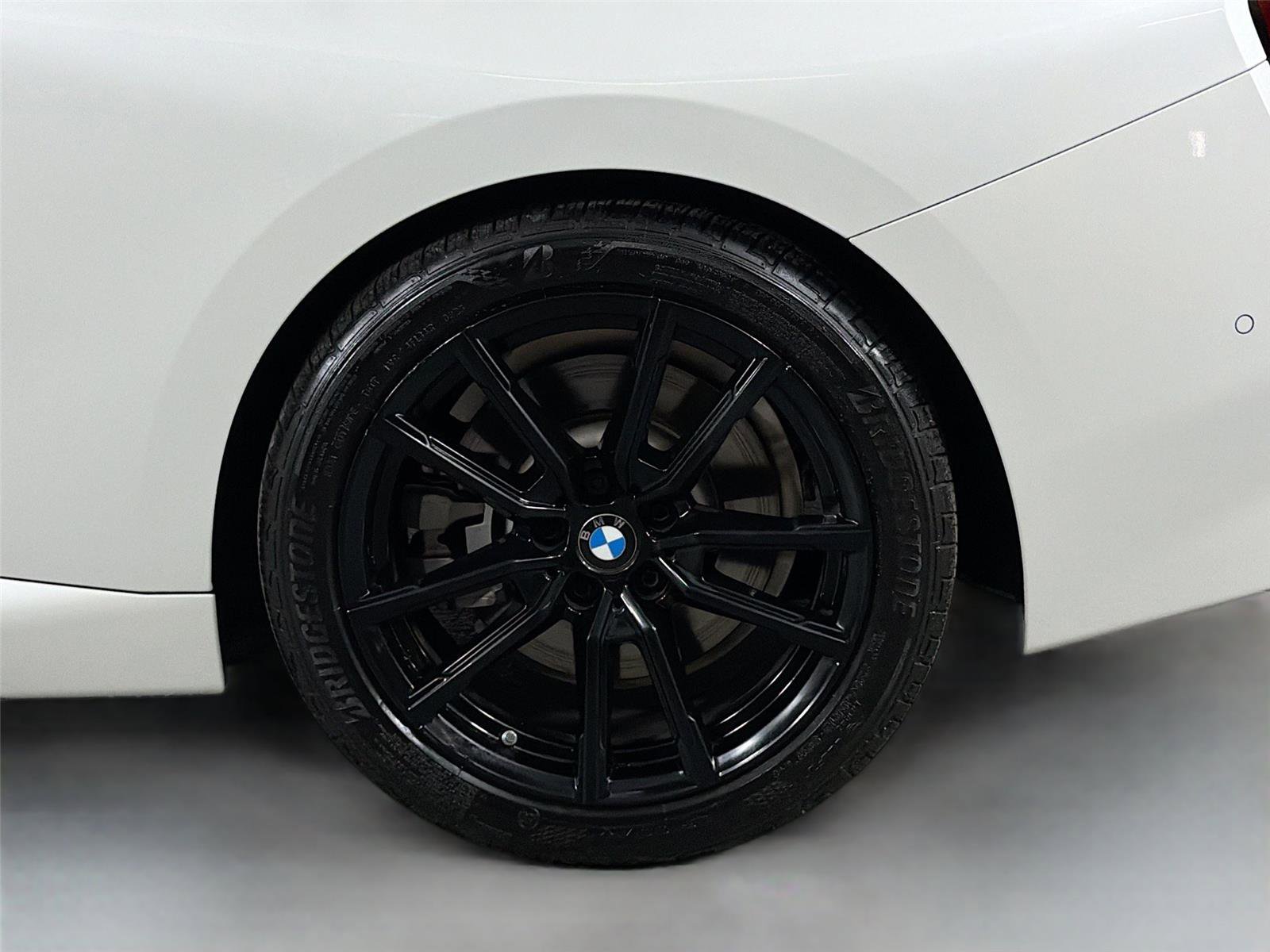 Certified 2024 BMW 230i Coupe w/ Premium Package RWD image 29