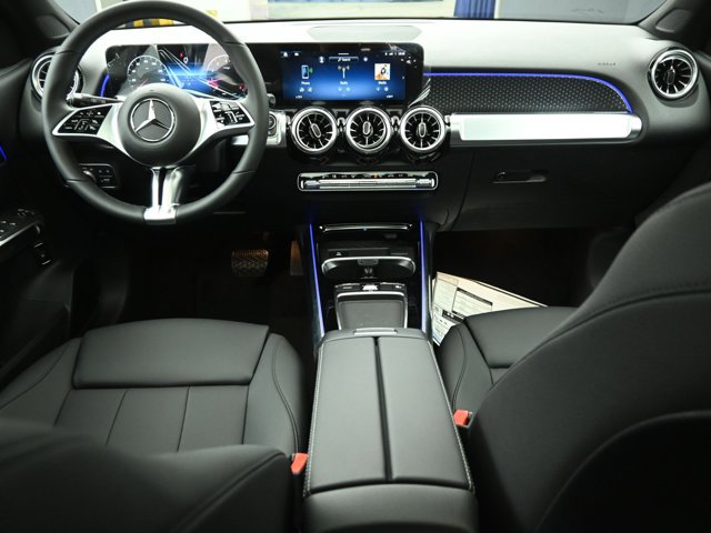 New 2026 Mercedes-Benz GLB 250 4MATIC image 22