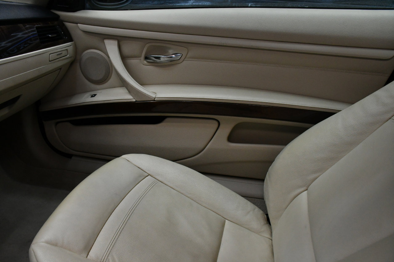 Used 2011 BMW 335i Coupe image 26