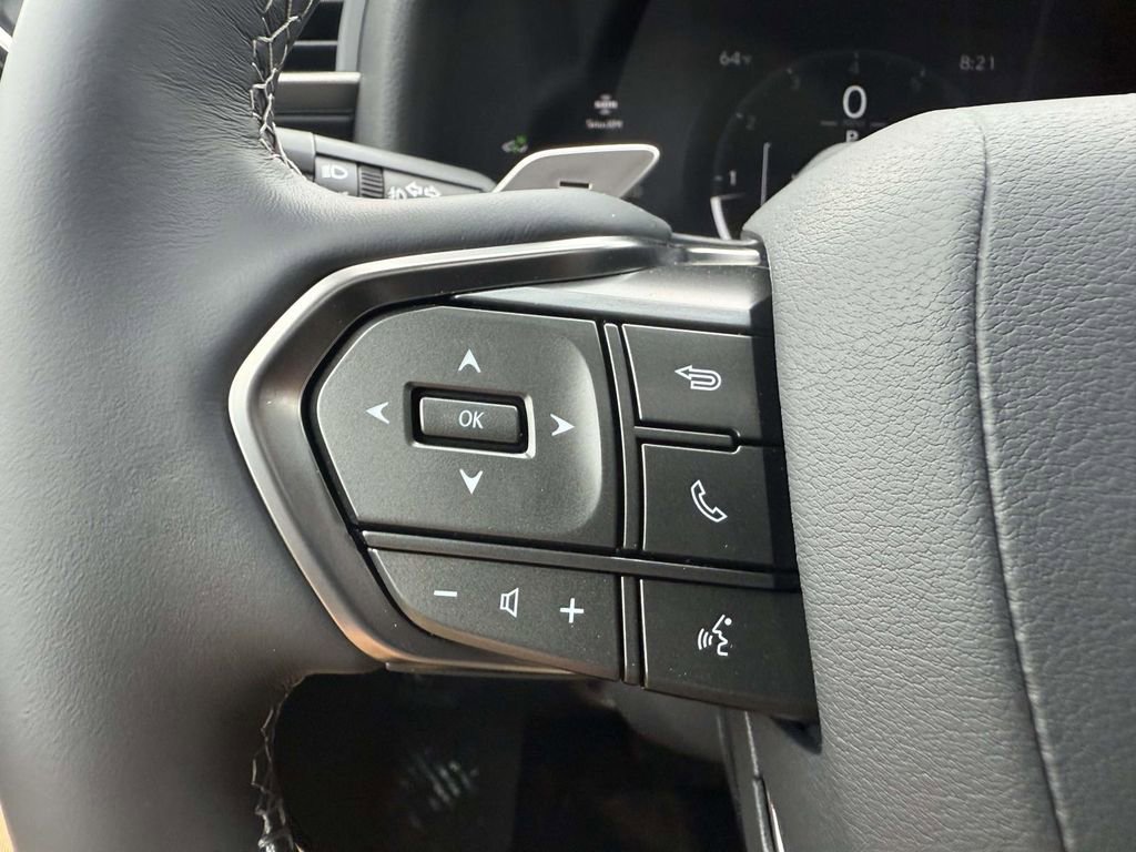 Used 2026 Lexus LX 600 4WD w/ Accessory Package (2T) image 22