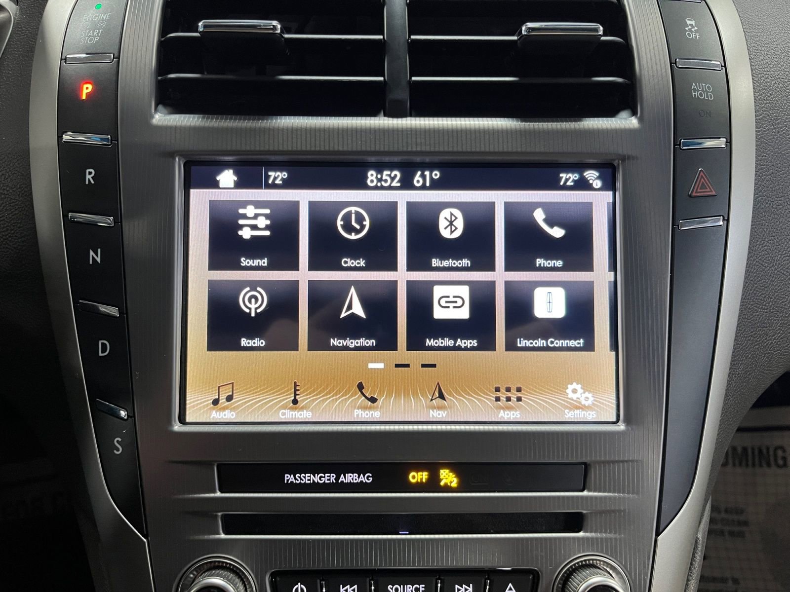 Used 2019 Lincoln MKZ Reserve w/ Reserve Plus Package AWD/4WD image 32
