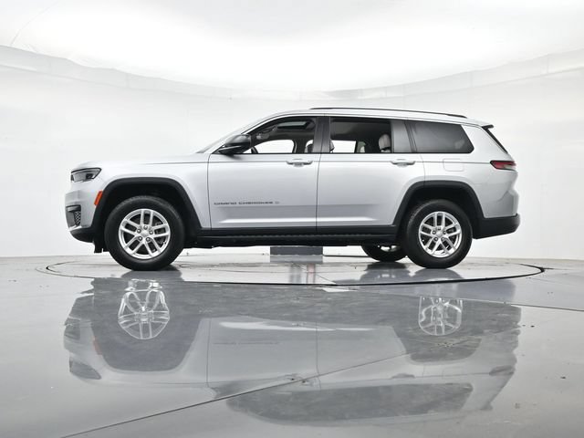 Used 2023 Jeep Grand Cherokee L Laredo w/ Luxury Tech Group I AWD/4WD image 39