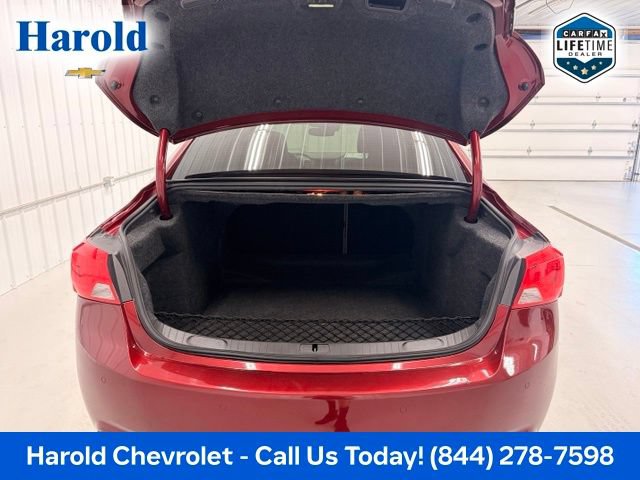 Used 2016 Chevrolet Impala LTZ w/ Enhanced Convenience Package FWD image 5