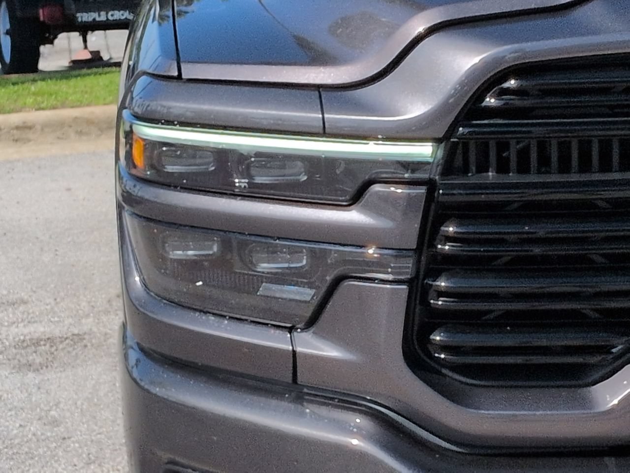 Certified 2025 RAM 2500 Laramie AWD/4WD image 9