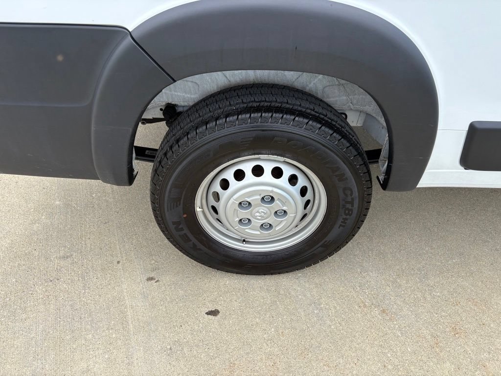Used 2026 RAM ProMaster 2500 w/ Convenience Group FWD image 45