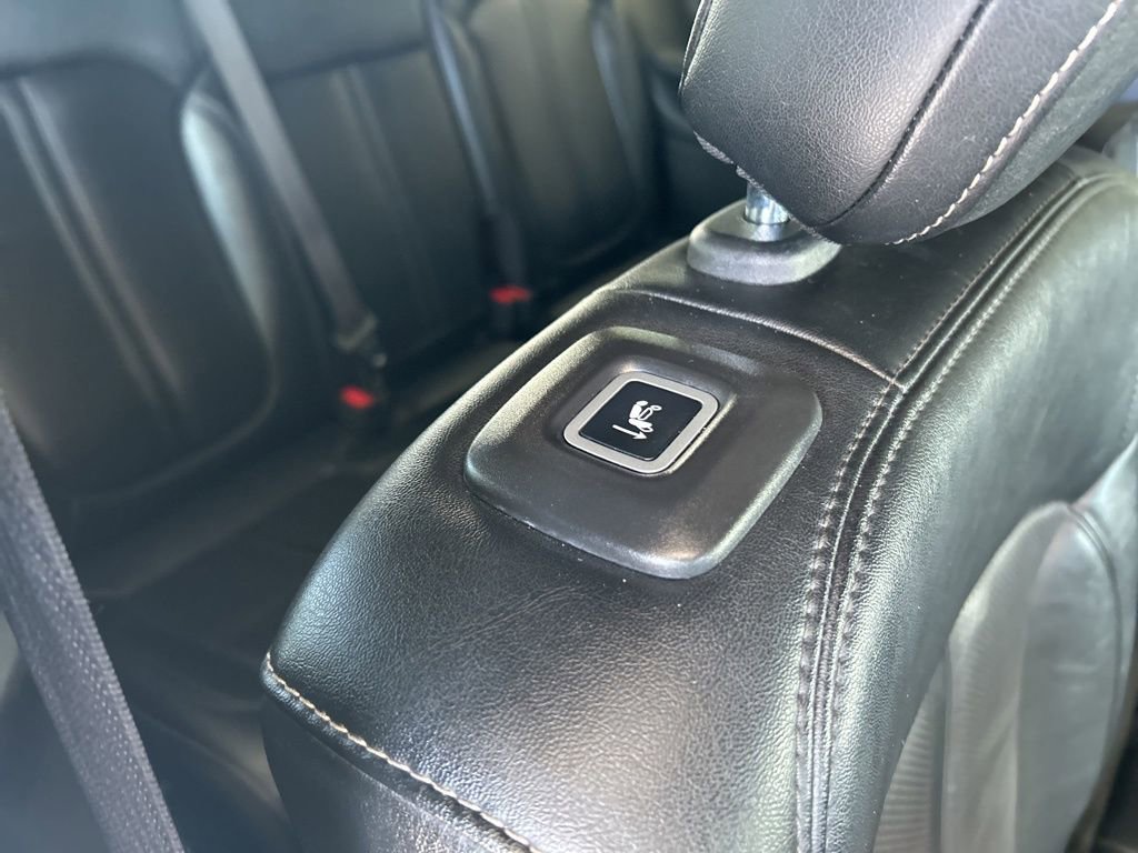 Used 2023 Jeep Wagoneer Series III w/ Preferred Equipment Group image 31