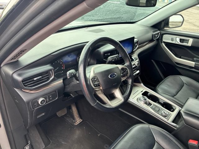 Used 2021 Ford Explorer Limited AWD/4WD image 38