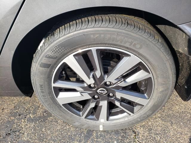 New 2025 Nissan Versa SV w/ Trunk Package image 22