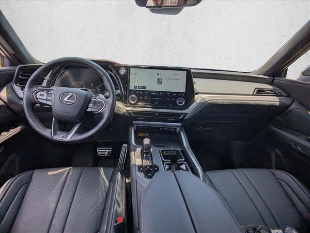 Used 2025 Lexus TX 500h AWD w/ Technology Package image 17