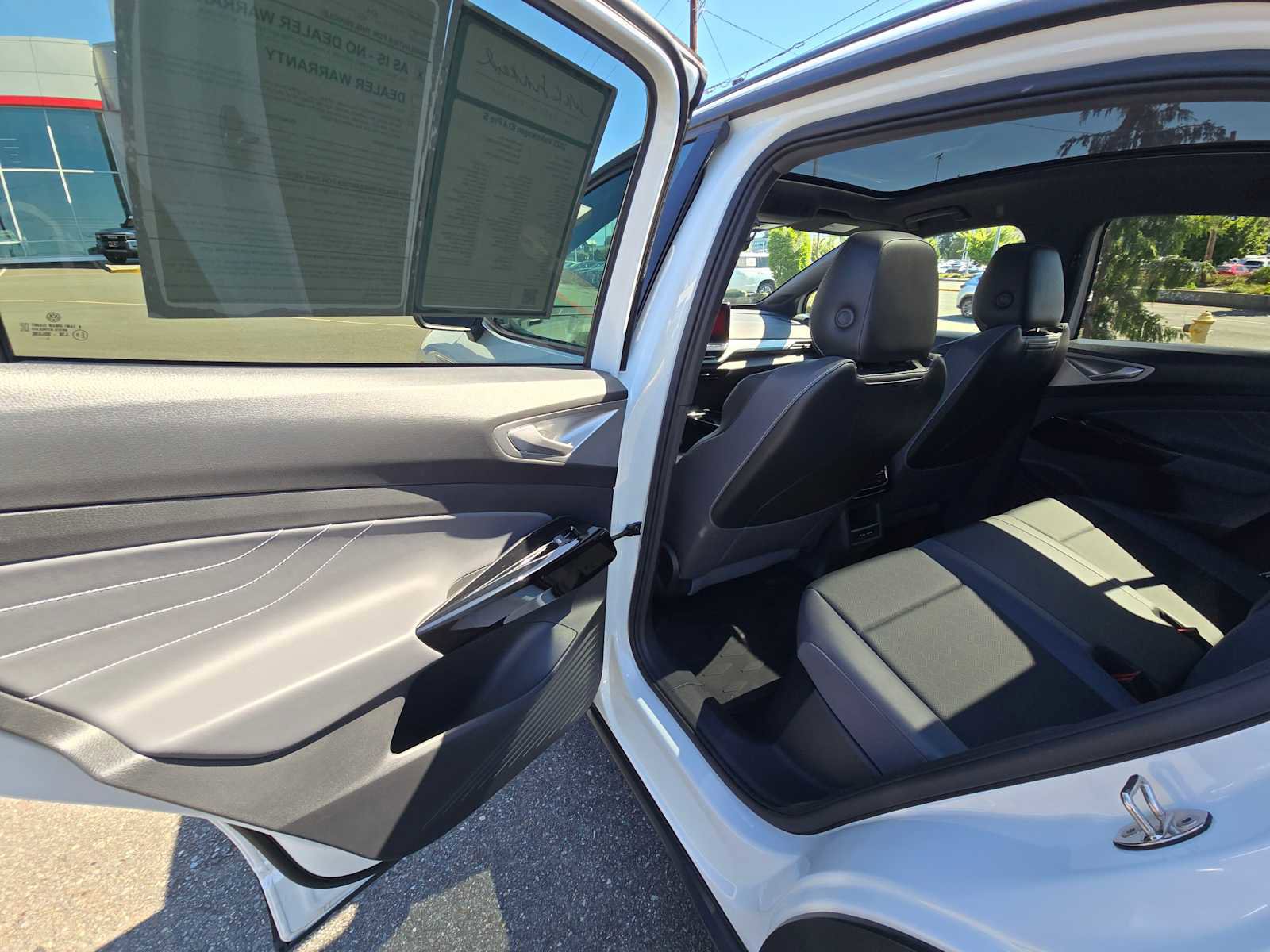 Used 2023 Volkswagen ID.4 Pro S AWD/4WD image 15