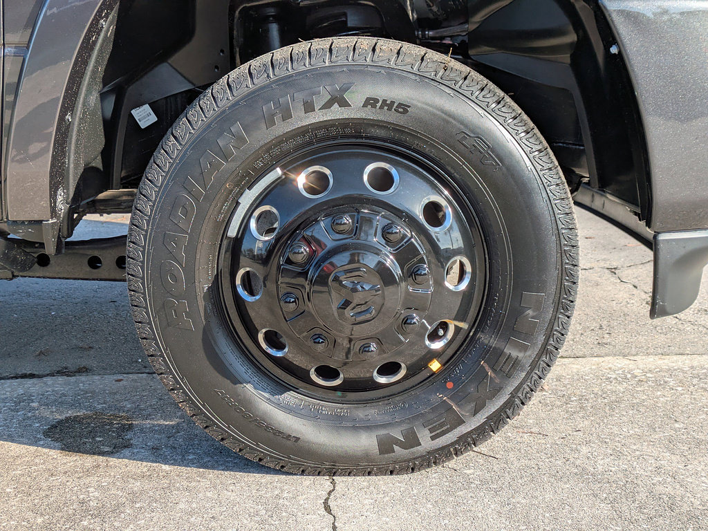 New 2026 RAM 3500 Limited AWD/4WD image 12