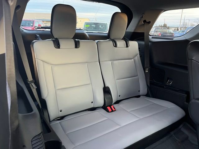 Used 2021 Ford Explorer XLT w/ Equipment Group 202A image 26
