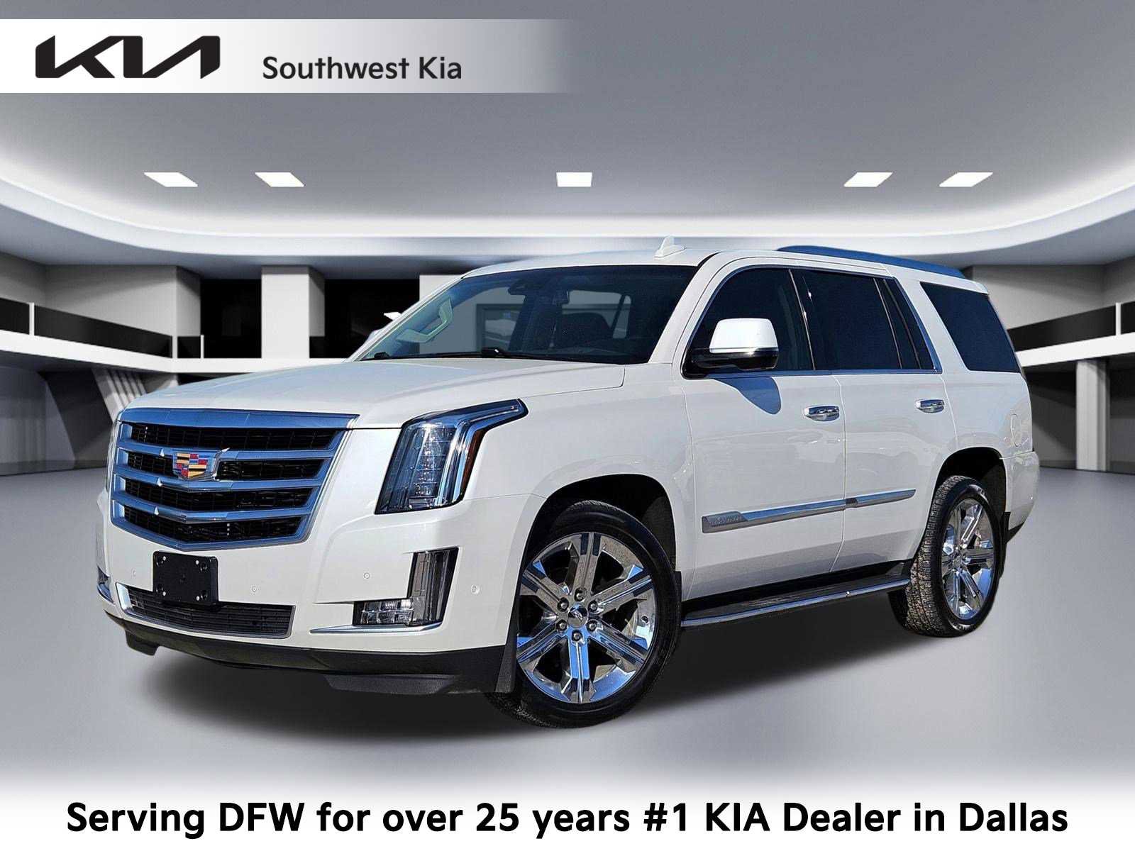 Used 2020 Cadillac Escalade Luxury image 1