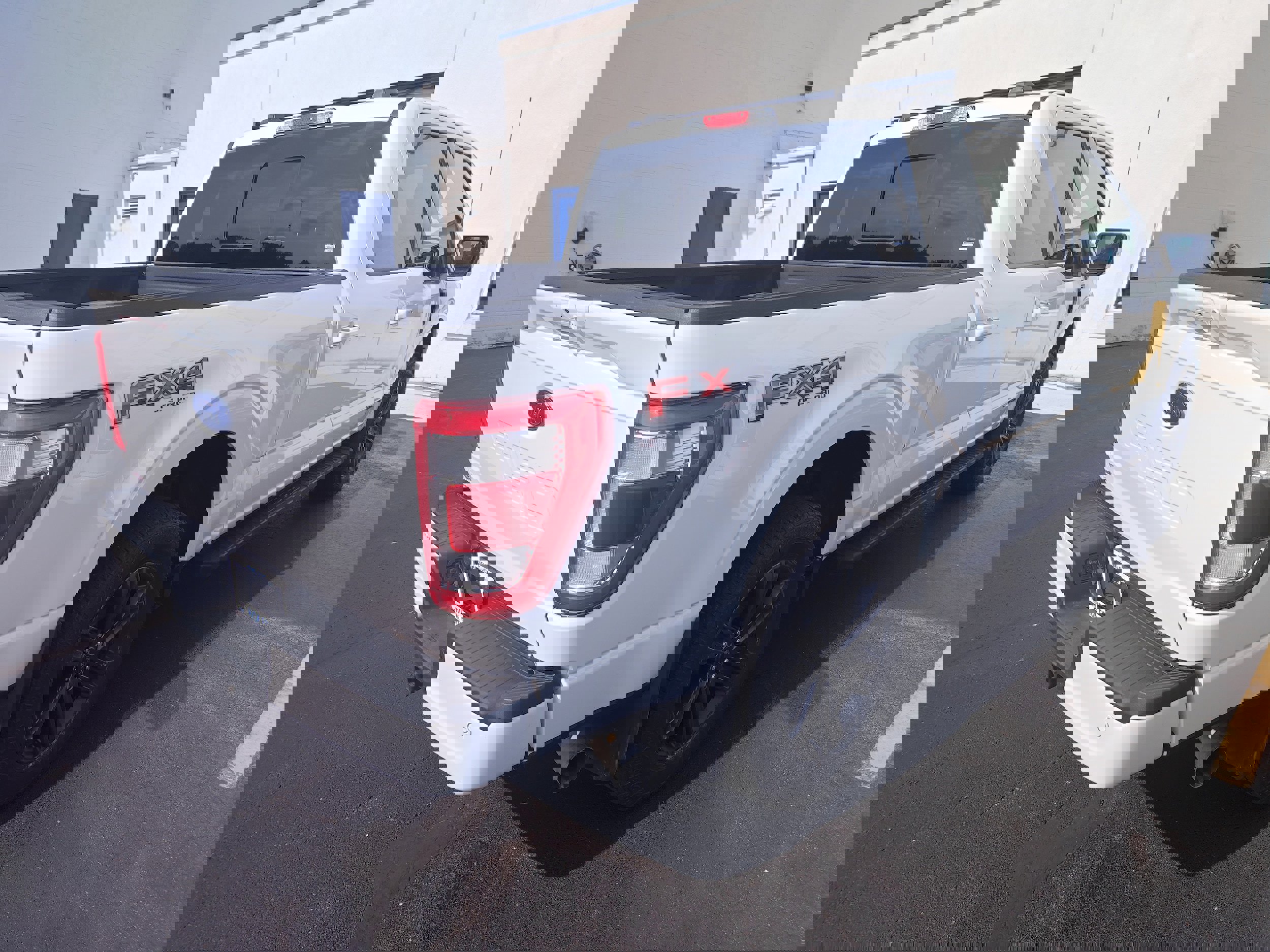 Certified 2021 Ford F150 Lariat w/ Equipment Group 502A High image 4