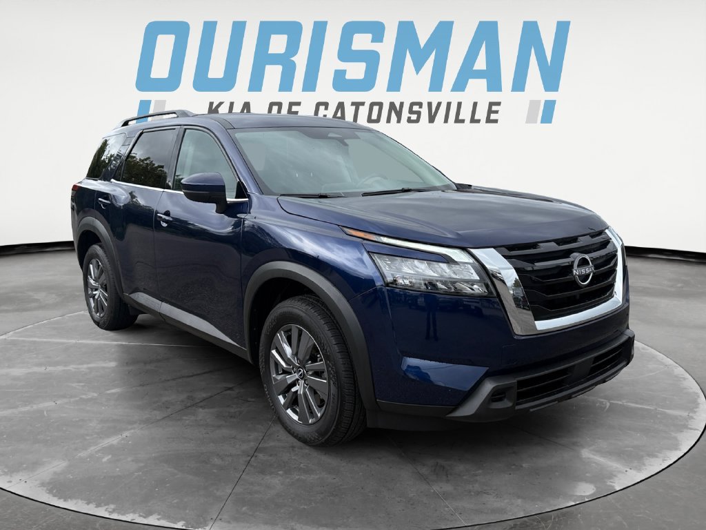 Used 2025 Nissan Pathfinder SV