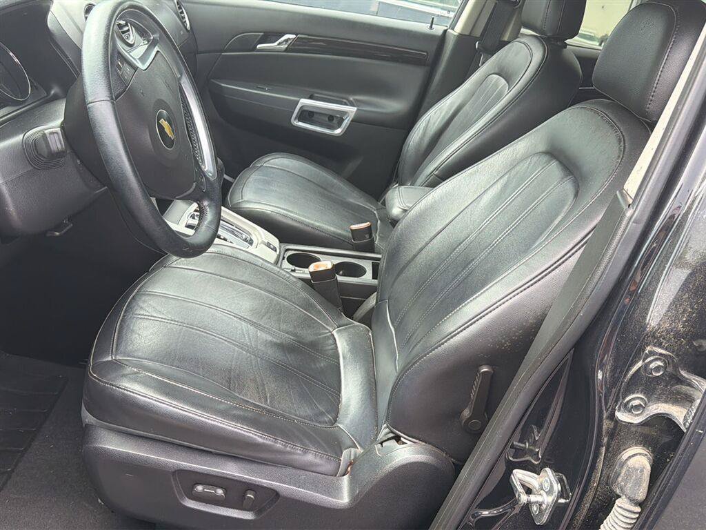 Used 2013 Chevrolet Captiva Sport LT w/ Convenience Package FWD image 9