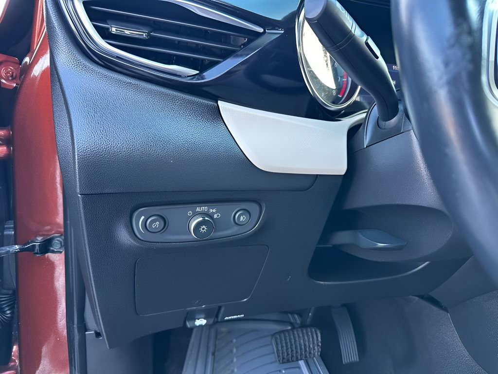Used 2021 Buick Encore GX Select image 23