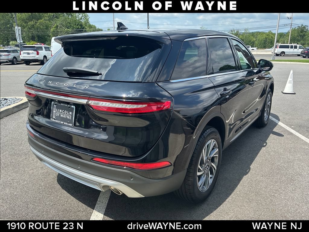 Certified 2024 Lincoln Corsair AWD w/ Equipment Group 101A image 8
