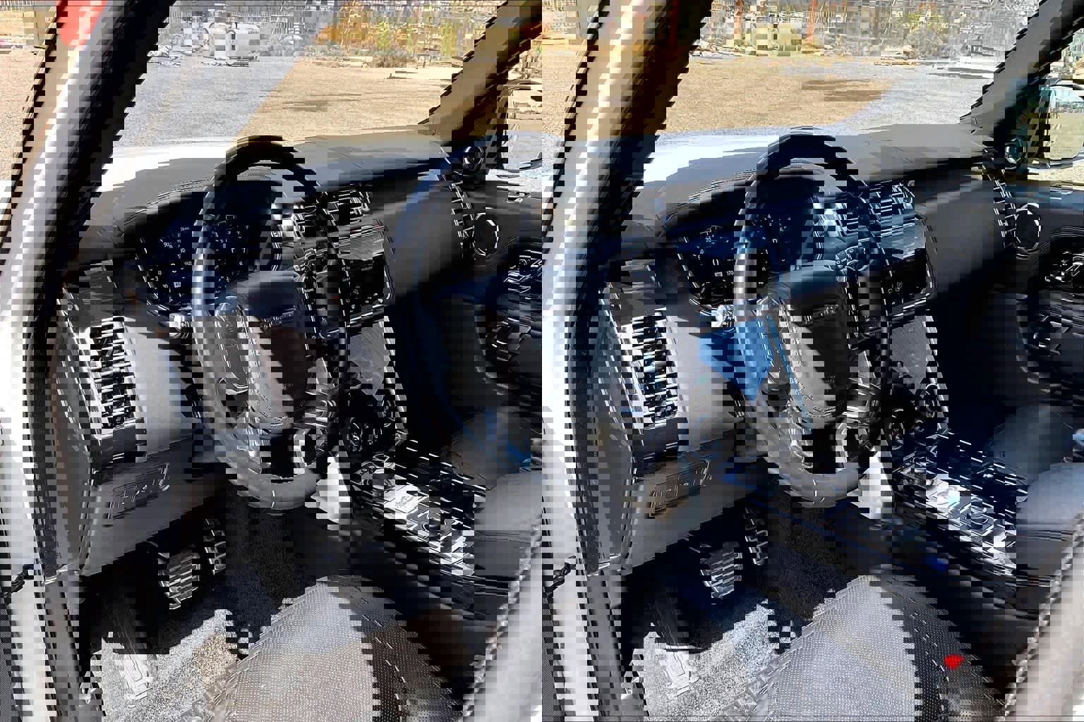 Used 2022 Land Rover Range Rover Westminster Edition image 17