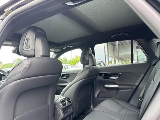 New 2025 Mercedes-Benz GLC 300 4MATIC image 14