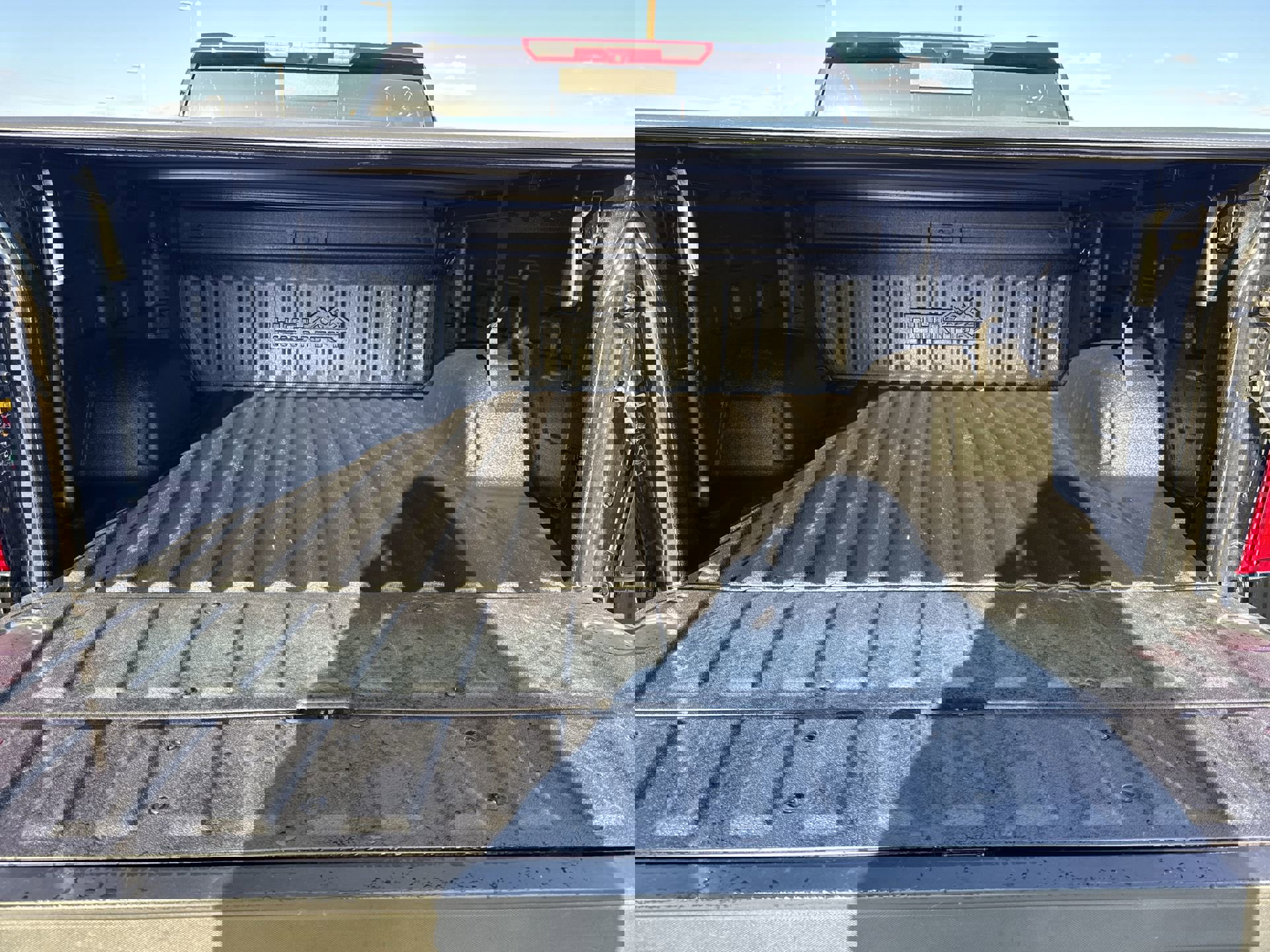 Certified 2024 Chevrolet Silverado 1500 High Country w/ High Country Premium Package image 25