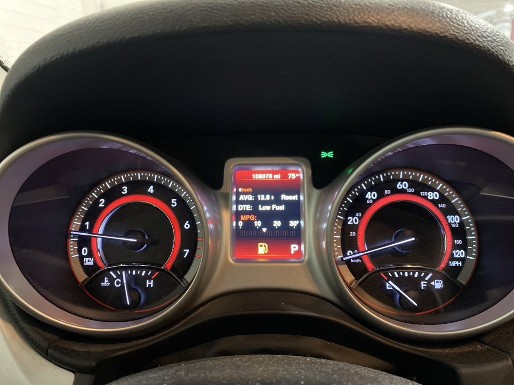 Used 2017 Dodge Journey SE w/ Flexible Seating Group image 13