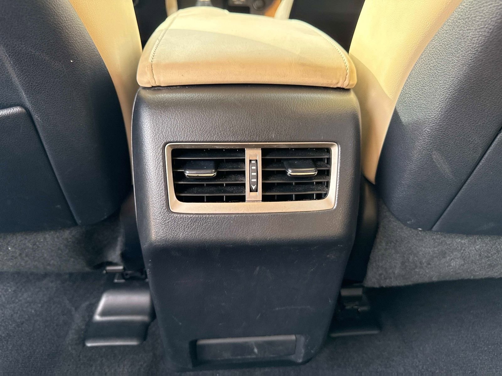 Used 2021 Lexus RX 350L FWD w/ Premium Package image 14