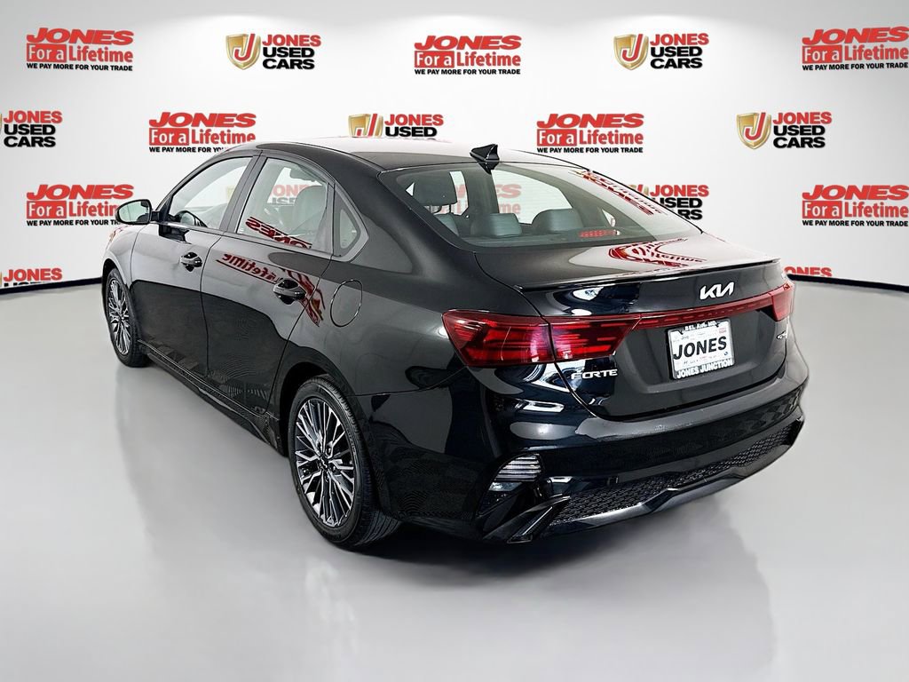 Used 2023 Kia Forte GT-Line w/ GT-Line Premium Package FWD image 2