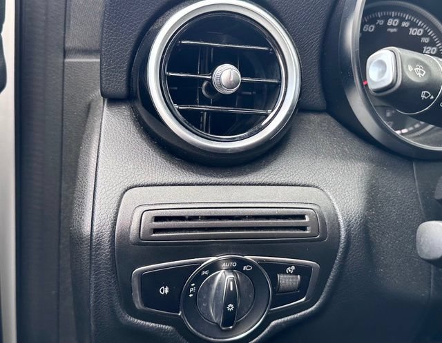 Certified 2019 Mercedes-Benz GLC 300 image 23