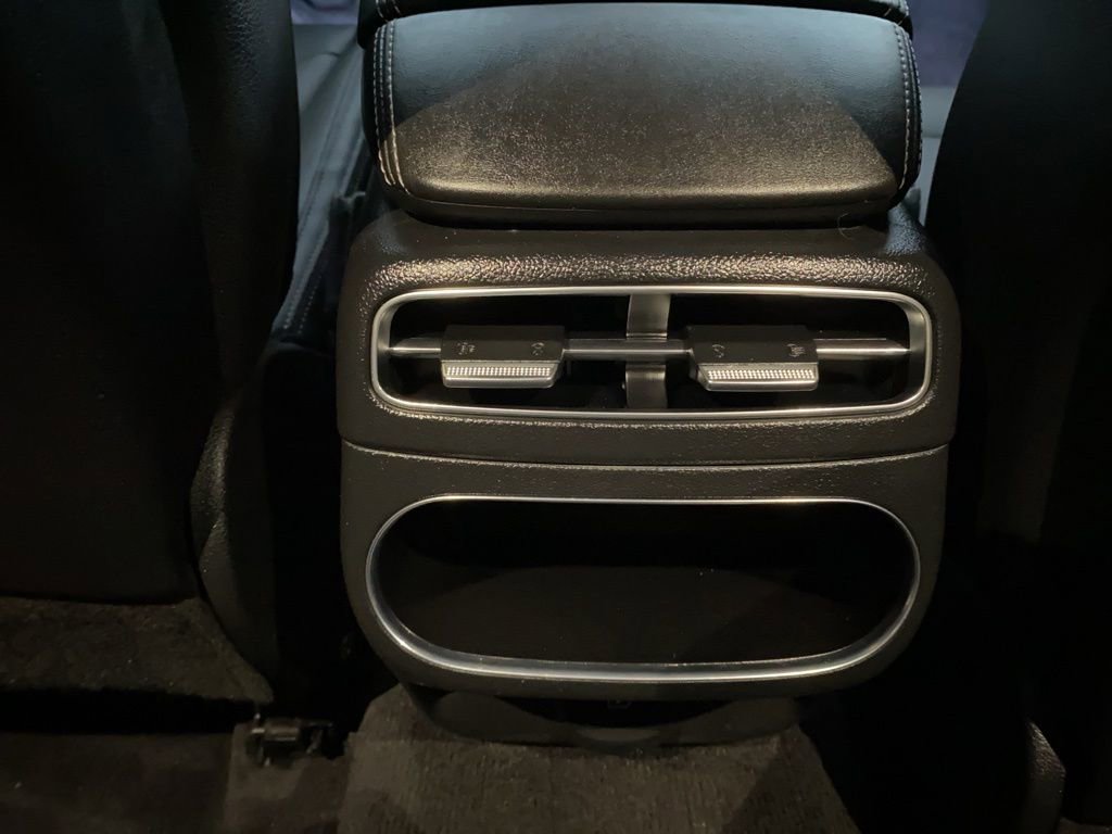 Used 2022 Genesis GV70 2.5T w/ Select Package image 12